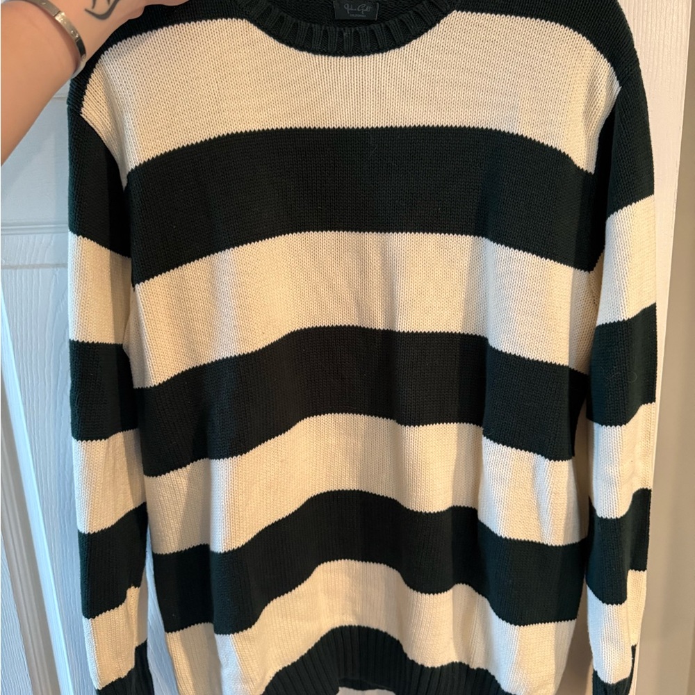 Brandy Melville Black and Cream Striped Crewneck Sweater
